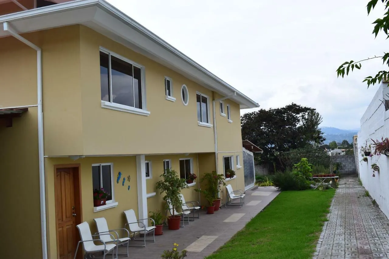 Hotel Casa Sayu Tumbaco